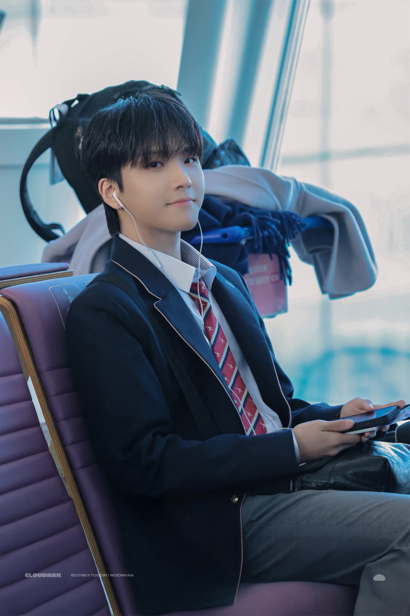 A moment captured by Woonhak (BOYNEXTDOOR)'s fan