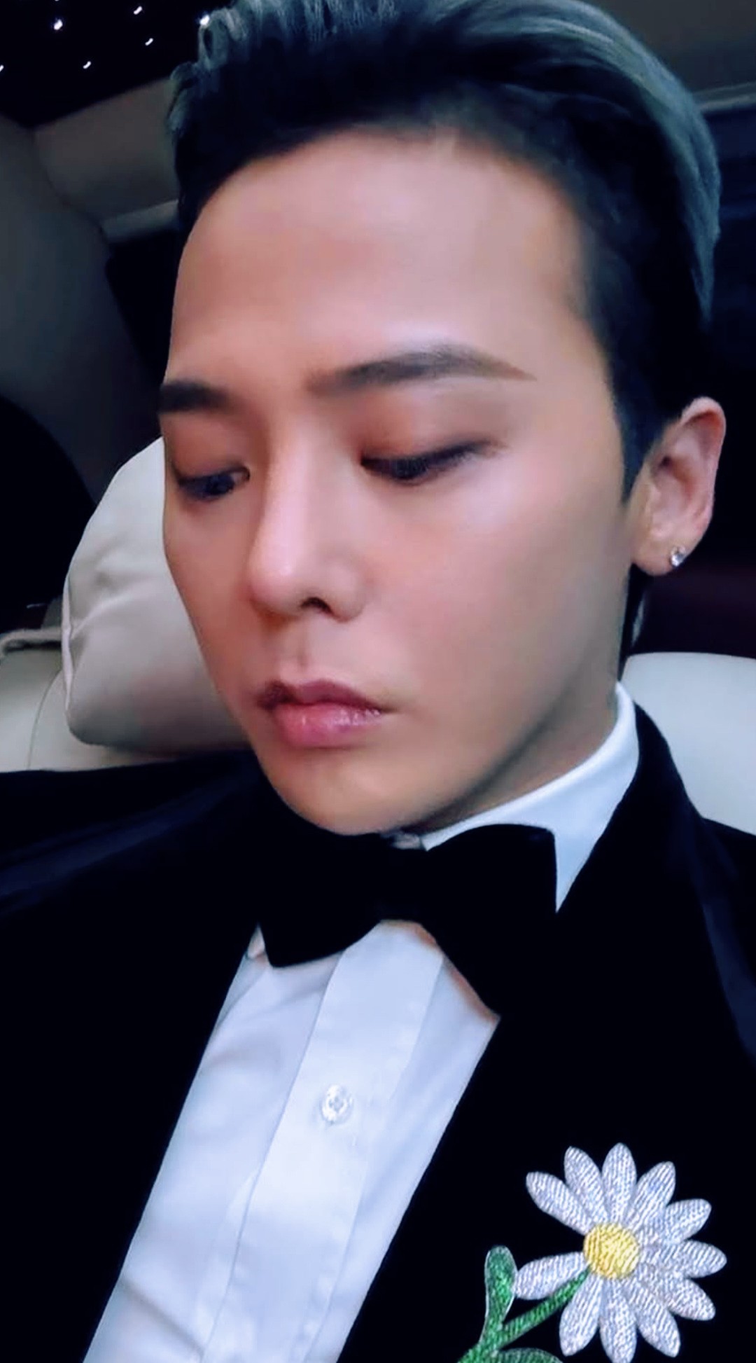 Recent activity shot of G-DRAGON (BIGBANG)