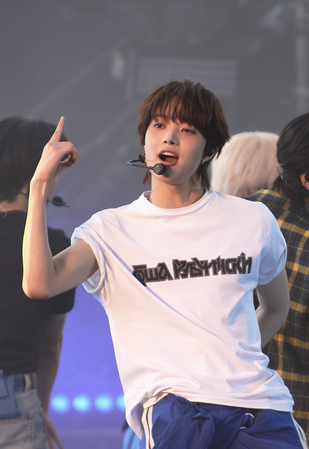 Latest photo of EJ (&TEAM)