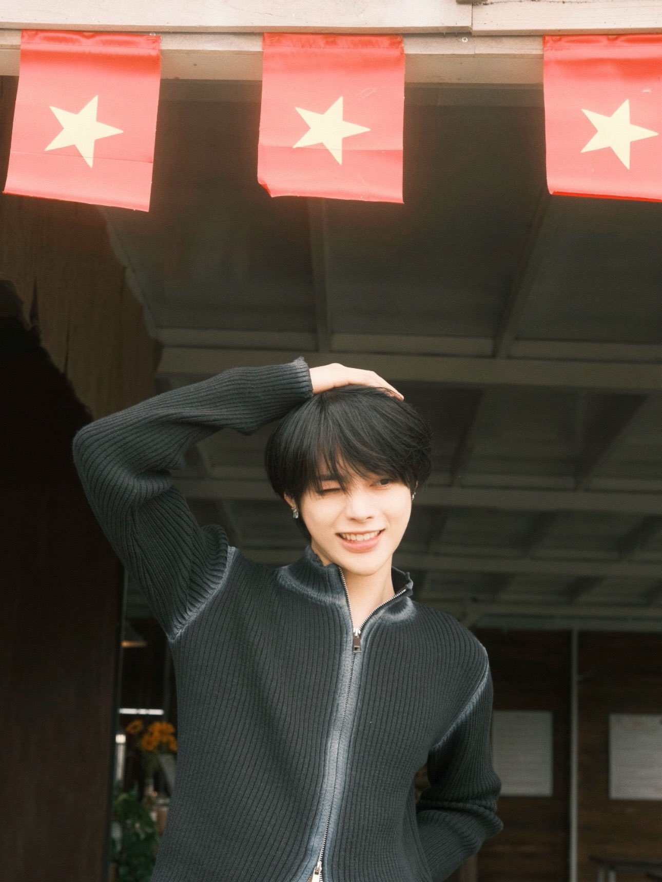 Behind-the-scenes cut of Hanbin (TEMPEST)