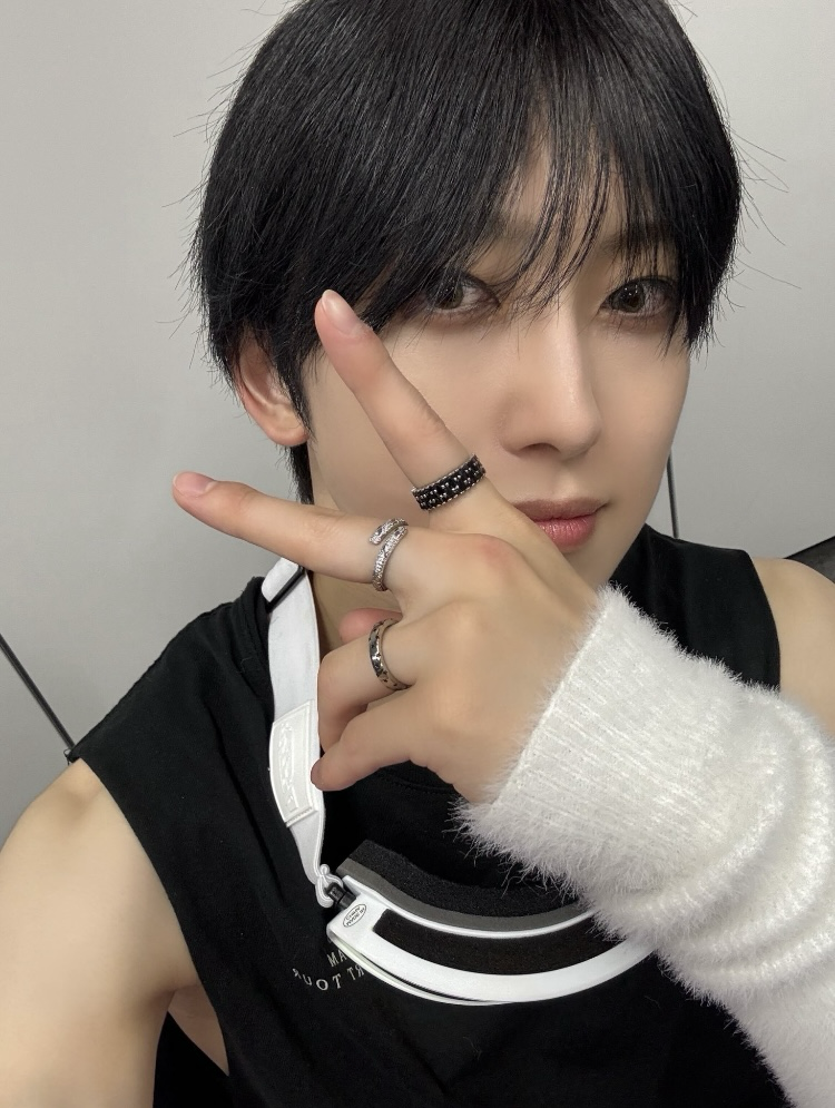 Behind-the-scenes cut of Fuma (&TEAM)
