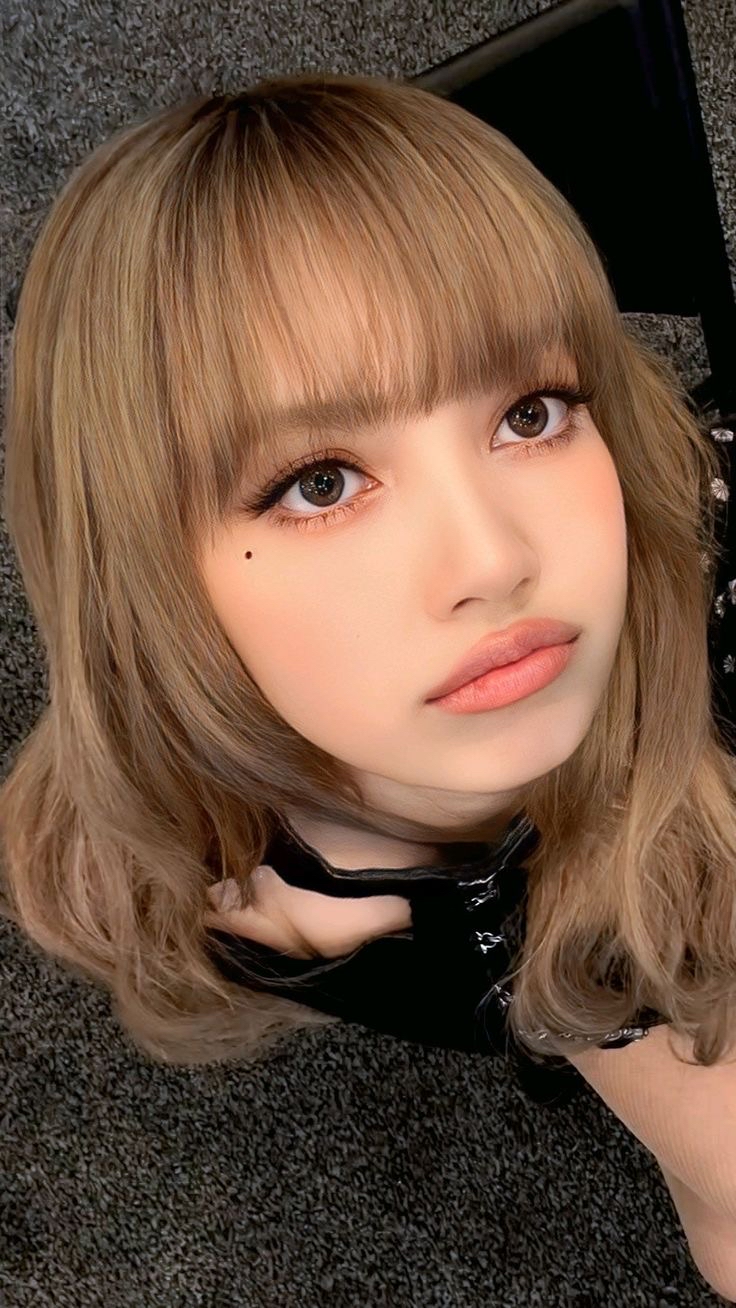 Fan-made special wallpaper for Lisa (BLACKPINK)