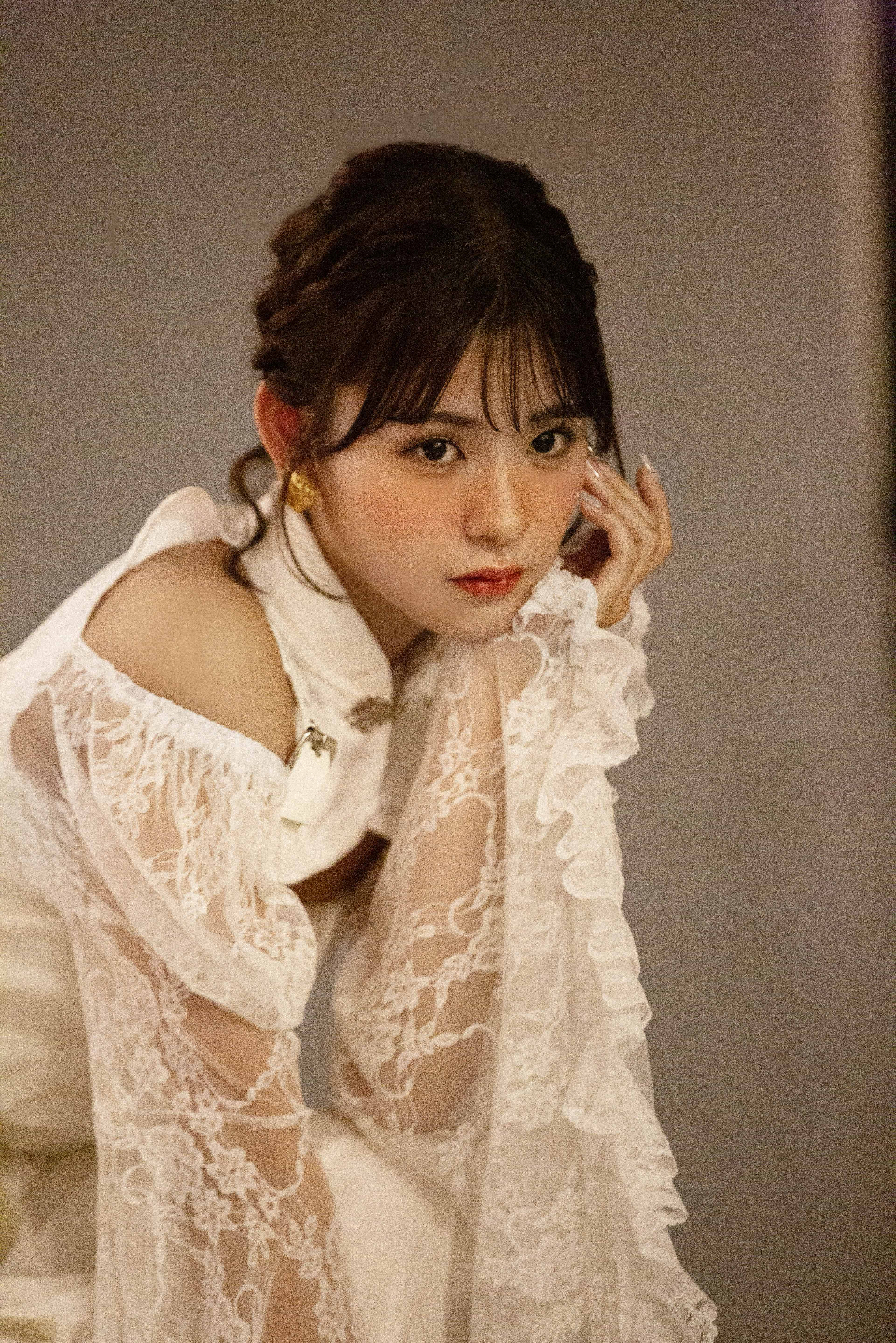 石井兰 (ME:I)的最新照片