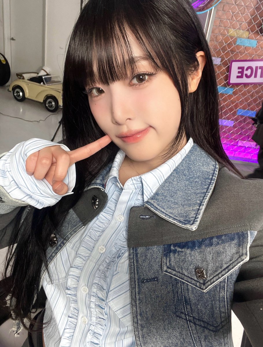 Latest photo of Choi Yena