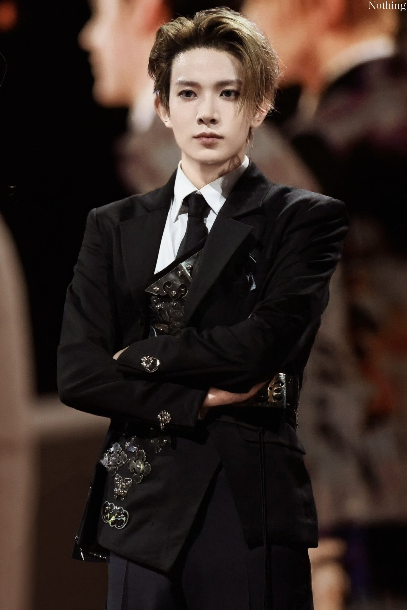 羲承 (ENHYPEN)的最新照片