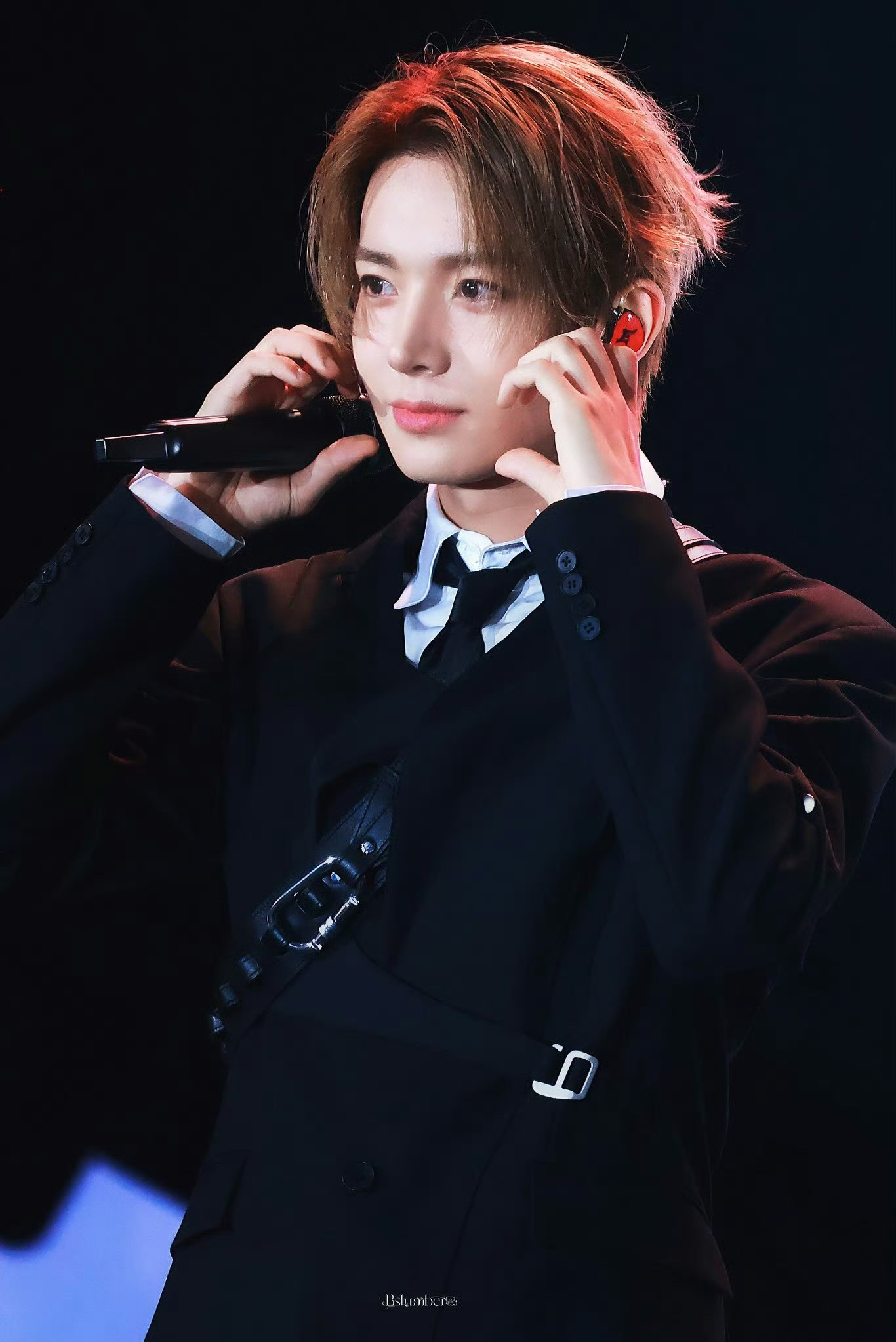 Latest photo of Heeseung (ENHYPEN)