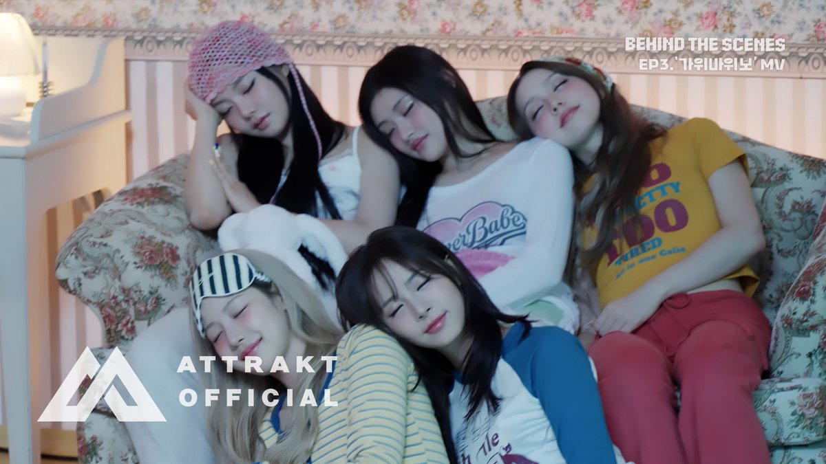 Latest photo of FIFTY FIFTY