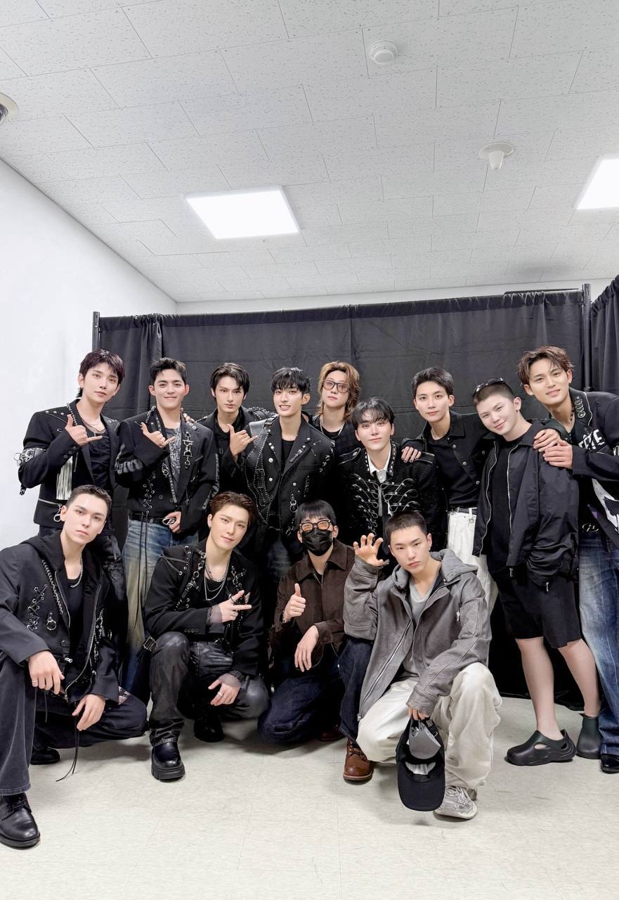 Recent activity shot of SEVENTEEN