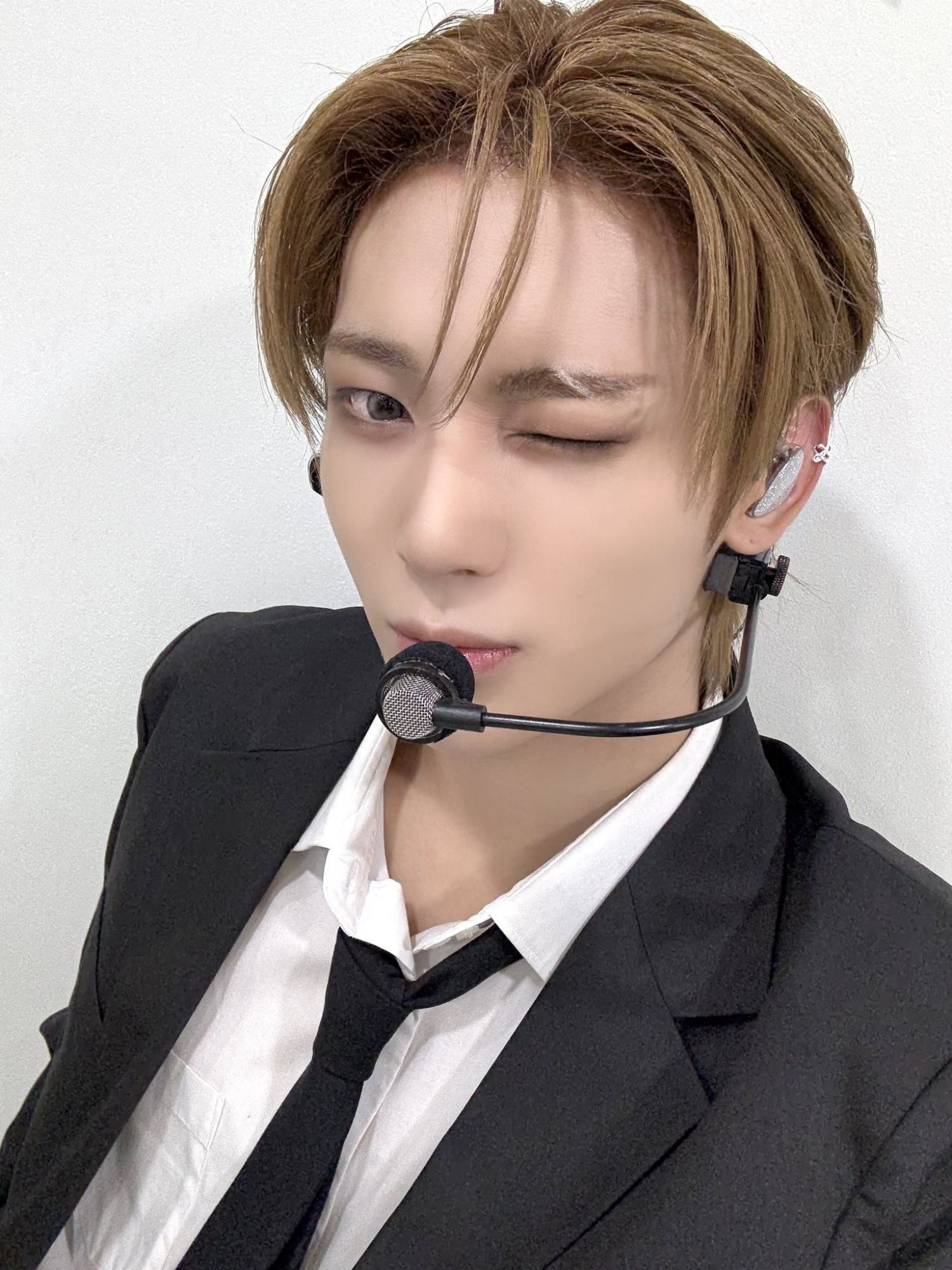 Latest photo of Siyun (NOWZ)