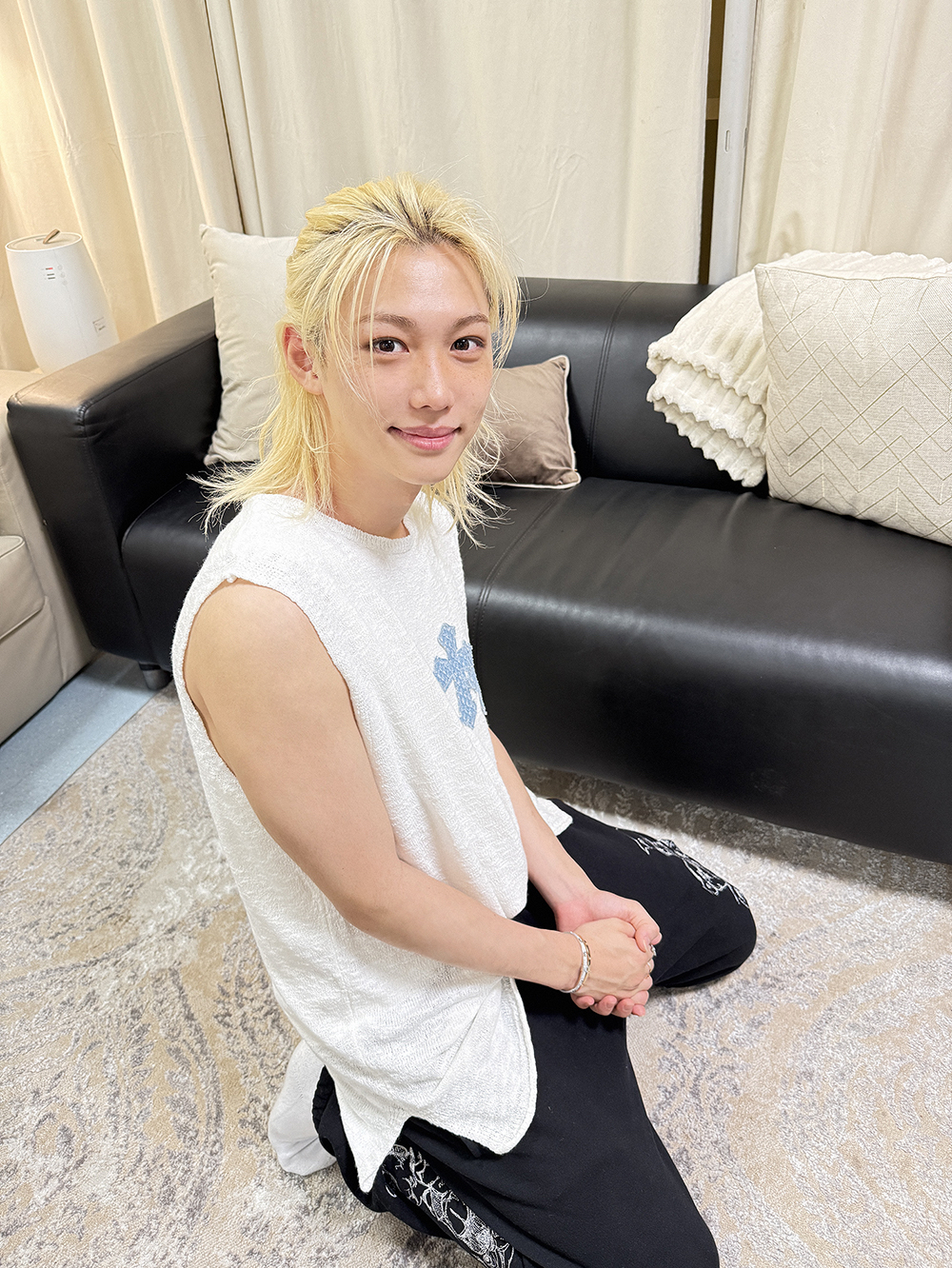 Latest photo of Felix (Stray Kids)