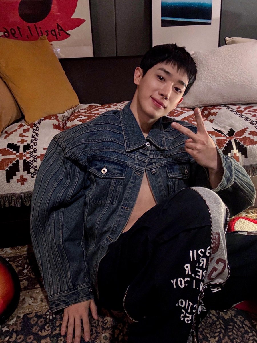 Behind-the-scenes cut of Wonho