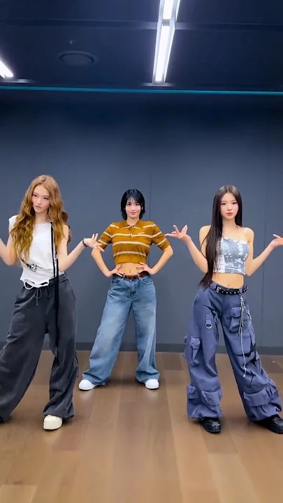 Momo (TWICE)的最新照片