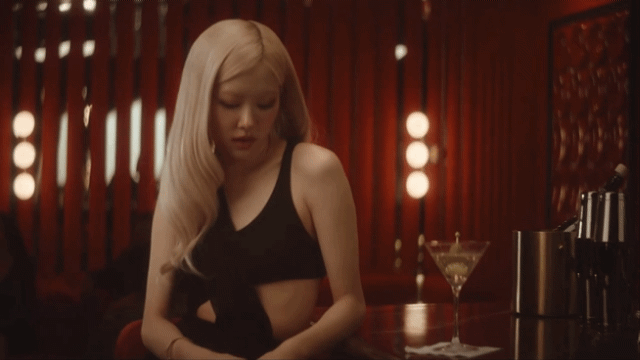 Momen yang diabadikan oleh penggemar ROSÉ (BLACKPINK)