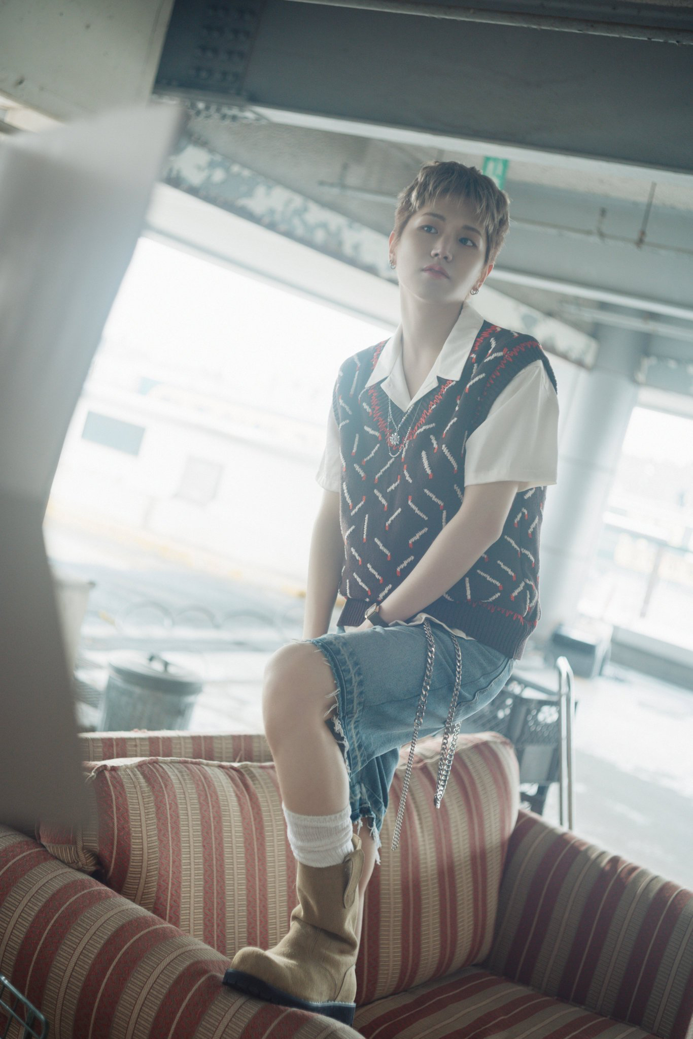 Behind-the-scenes cut of Riwoo (BOYNEXTDOOR)