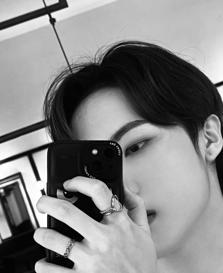 Recent activity shot of Junghoon (Xikers)