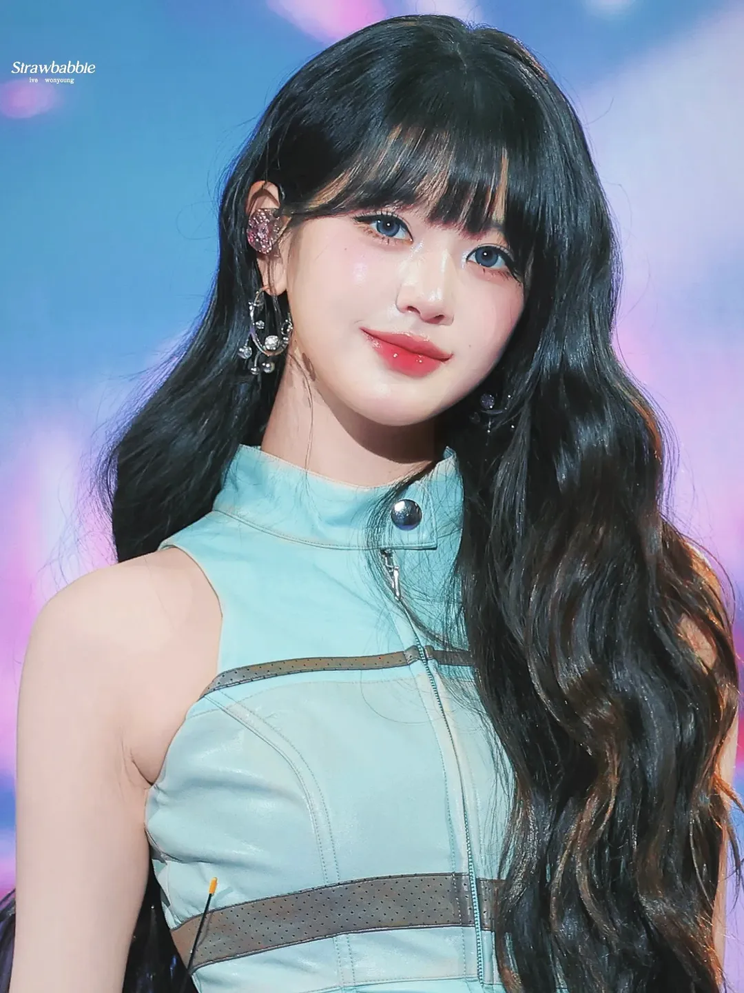 Behind-the-scenes cut of Jang Wonyoung (IVE)
