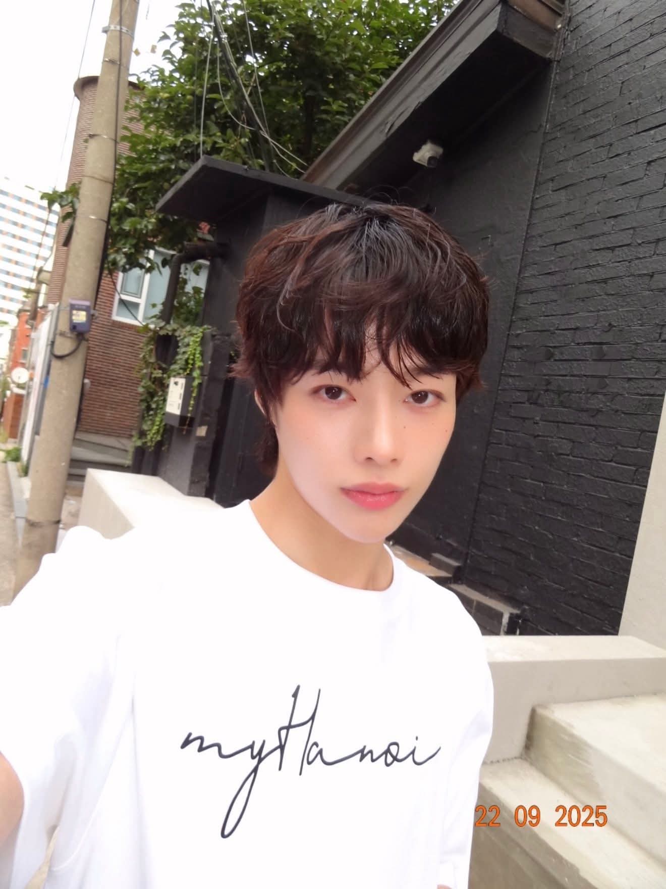 Latest photo of Hanbin (TEMPEST)