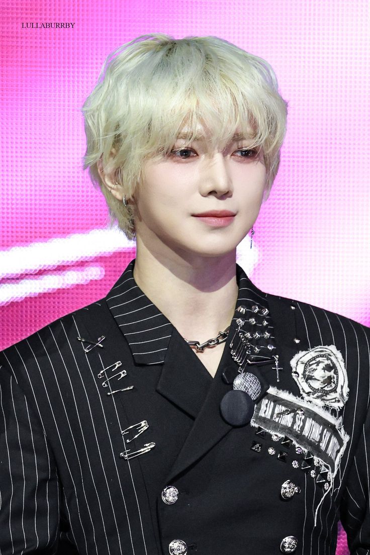 에이티즈 최근 활동샷