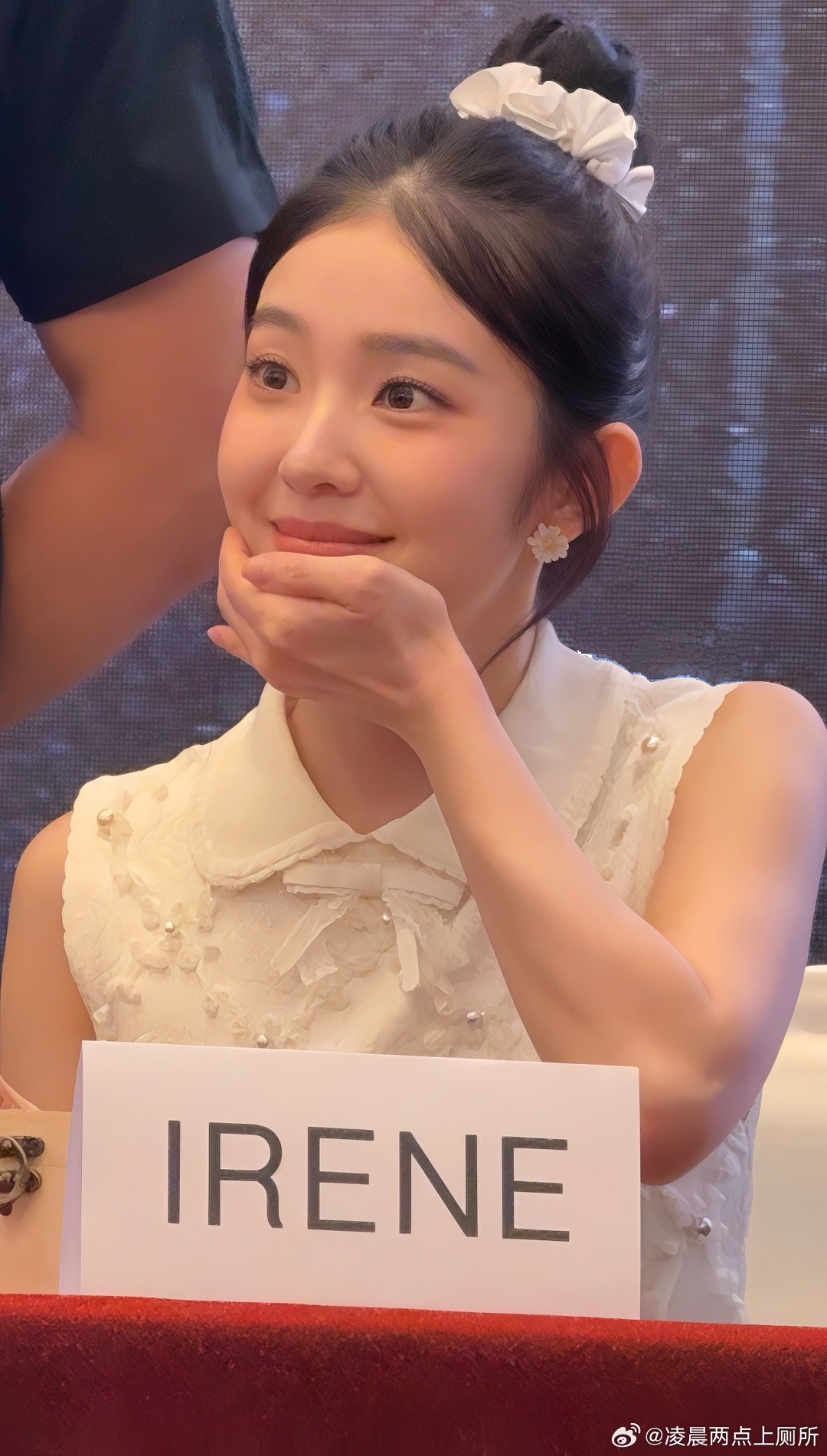 Irene (Red Velvet)的最新照片