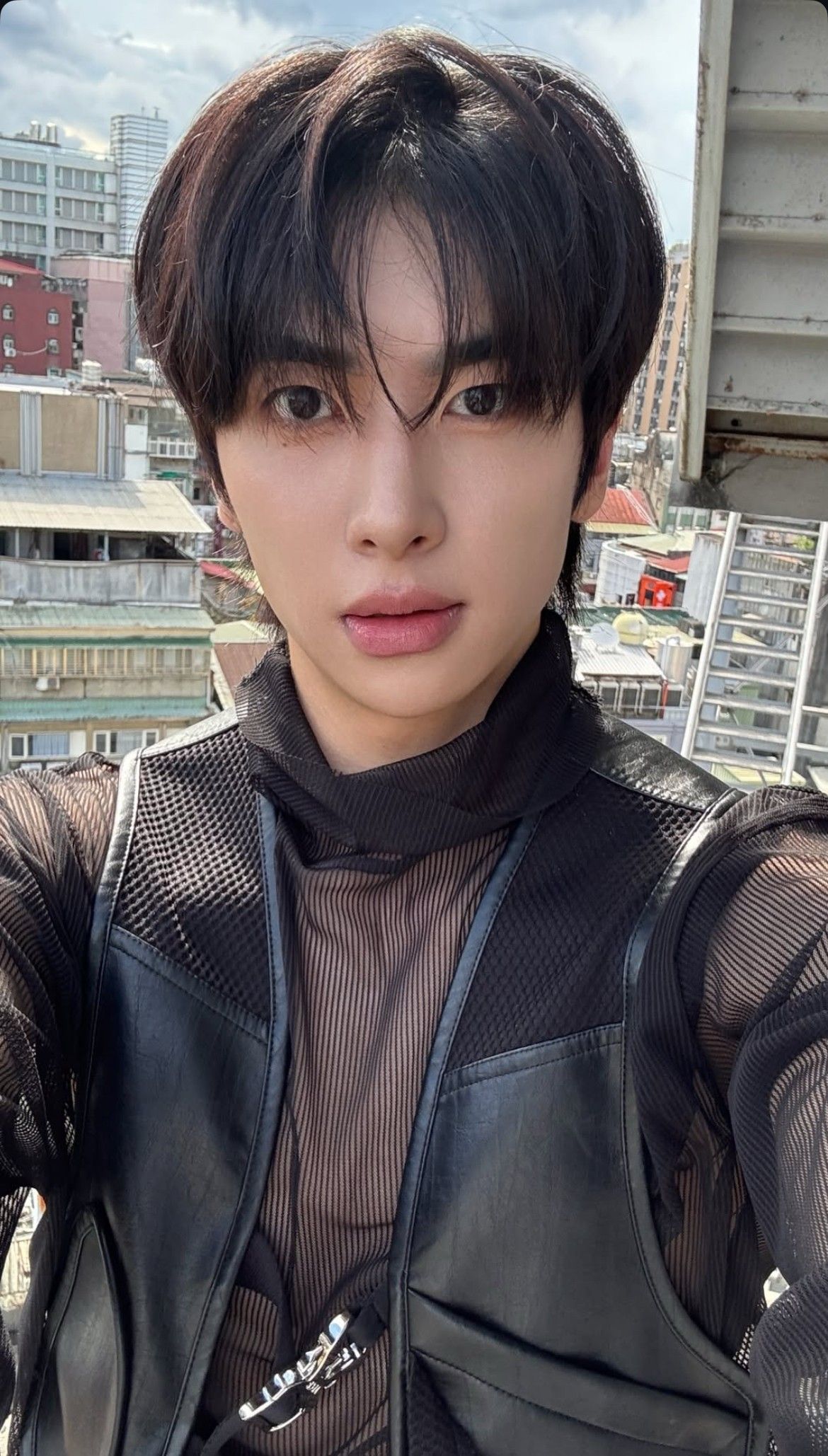 Recent activity shot of Xiao (UP10TION)