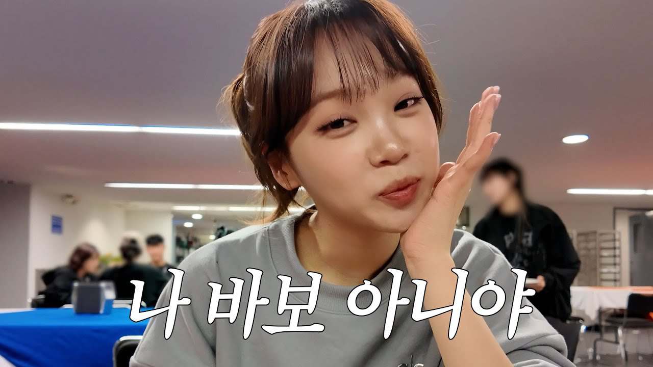 Latest photo of LE SSERAFIM