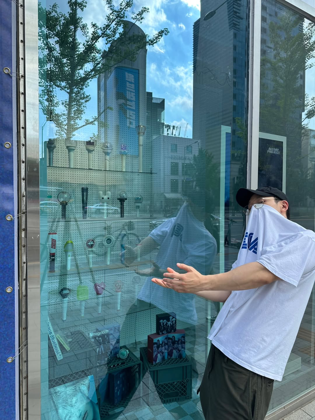Latest photo of BOBBY (iKON)