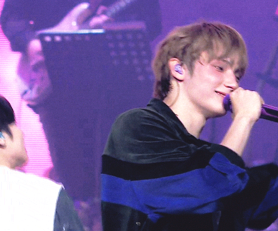 Foto terbaru HueningKai (TOMORROW X TOGETHER)