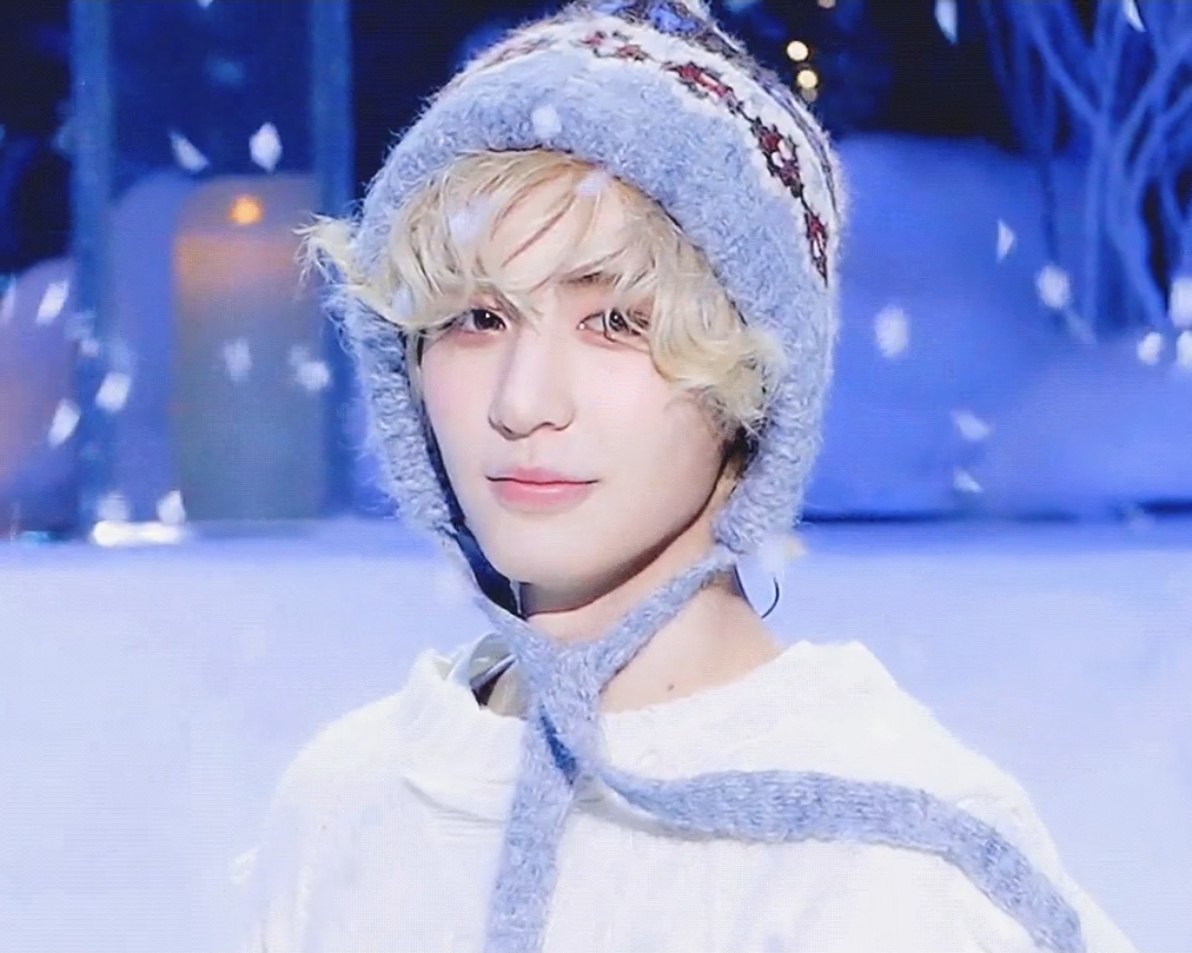 Recent activity shot of Leehan (BOYNEXTDOOR)