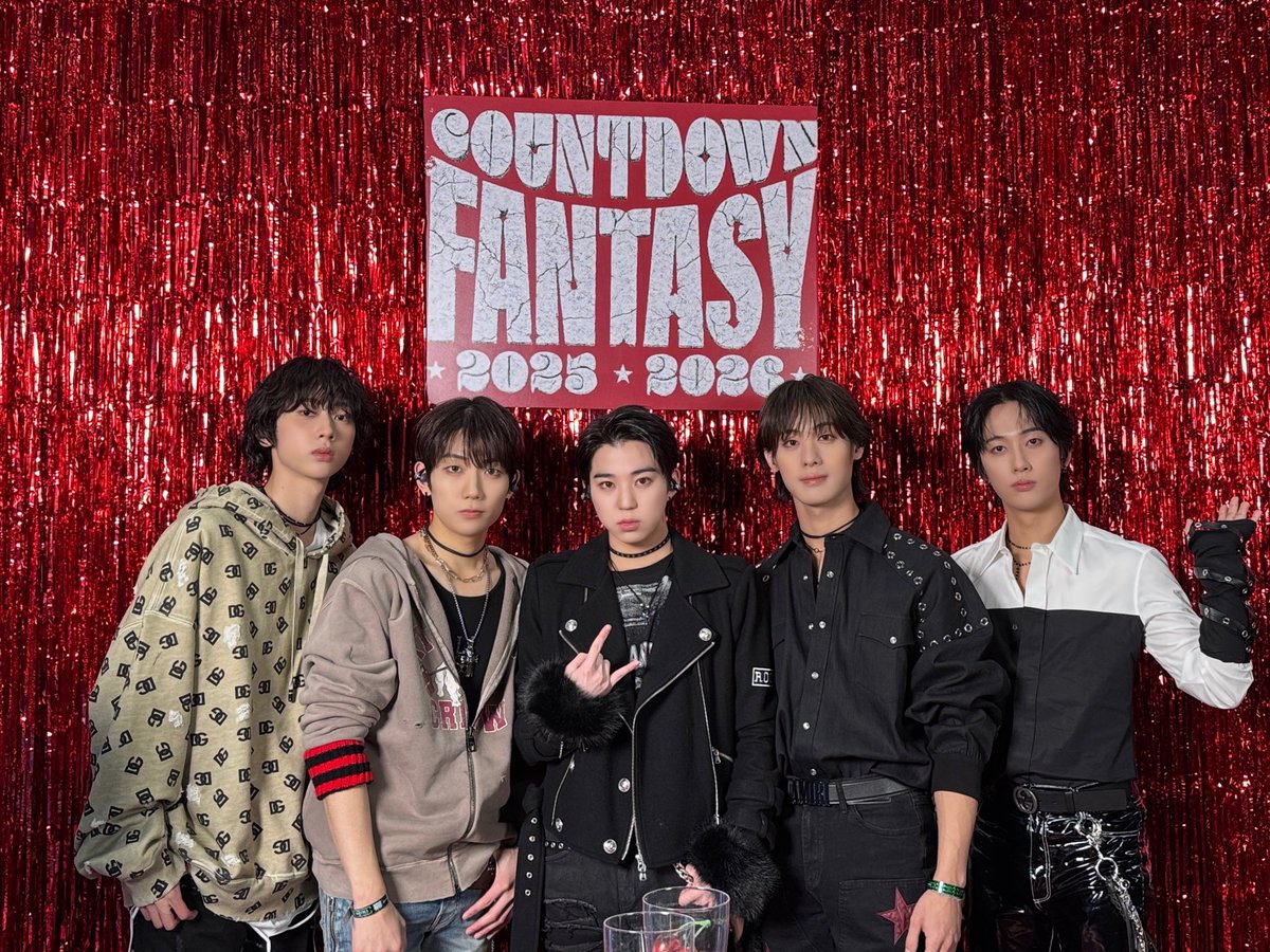 Behind-the-scenes cut of Hi-Fi Un!corn