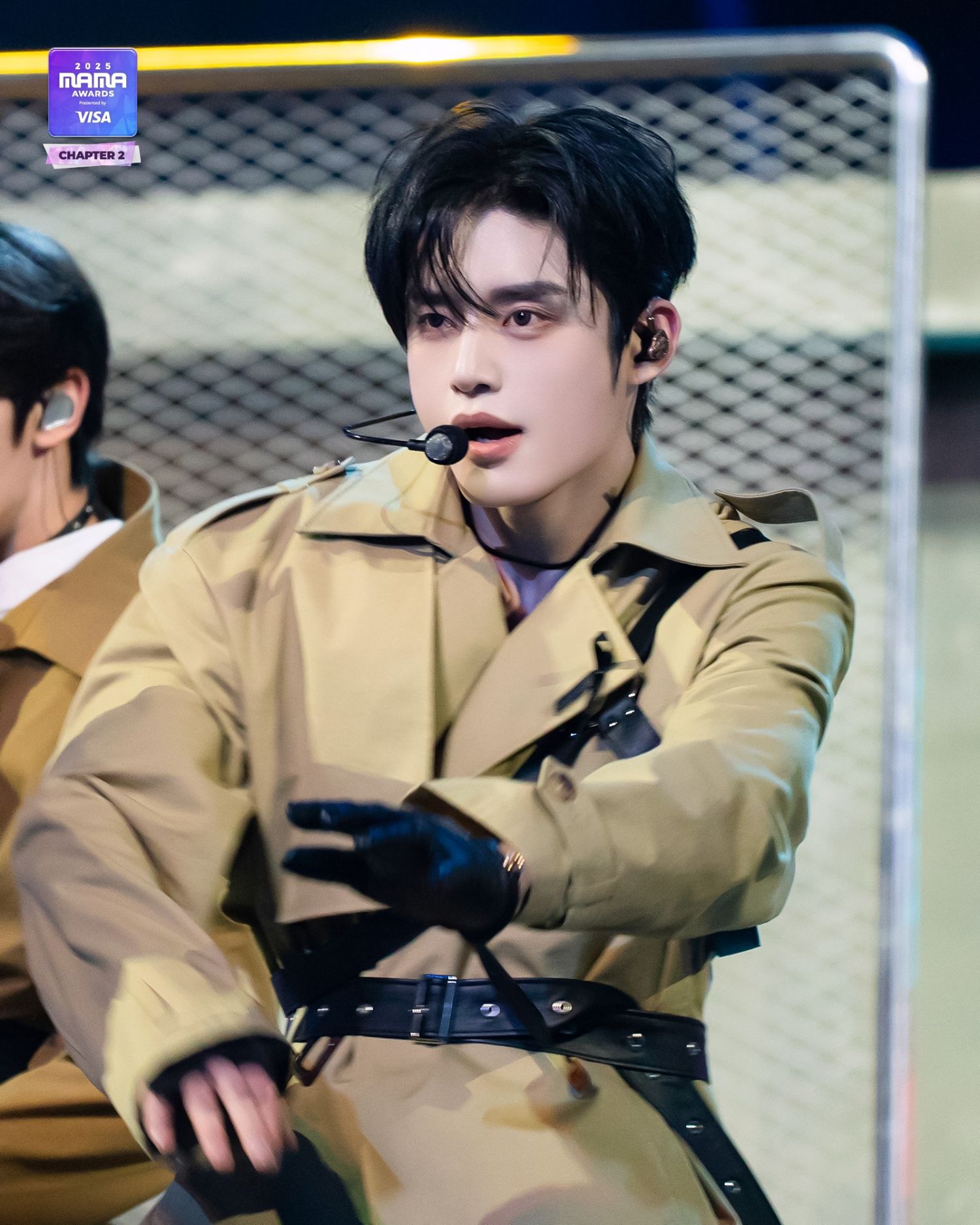 Behind-the-scenes cut of Kim Jiwoong (ZEROBASEONE)