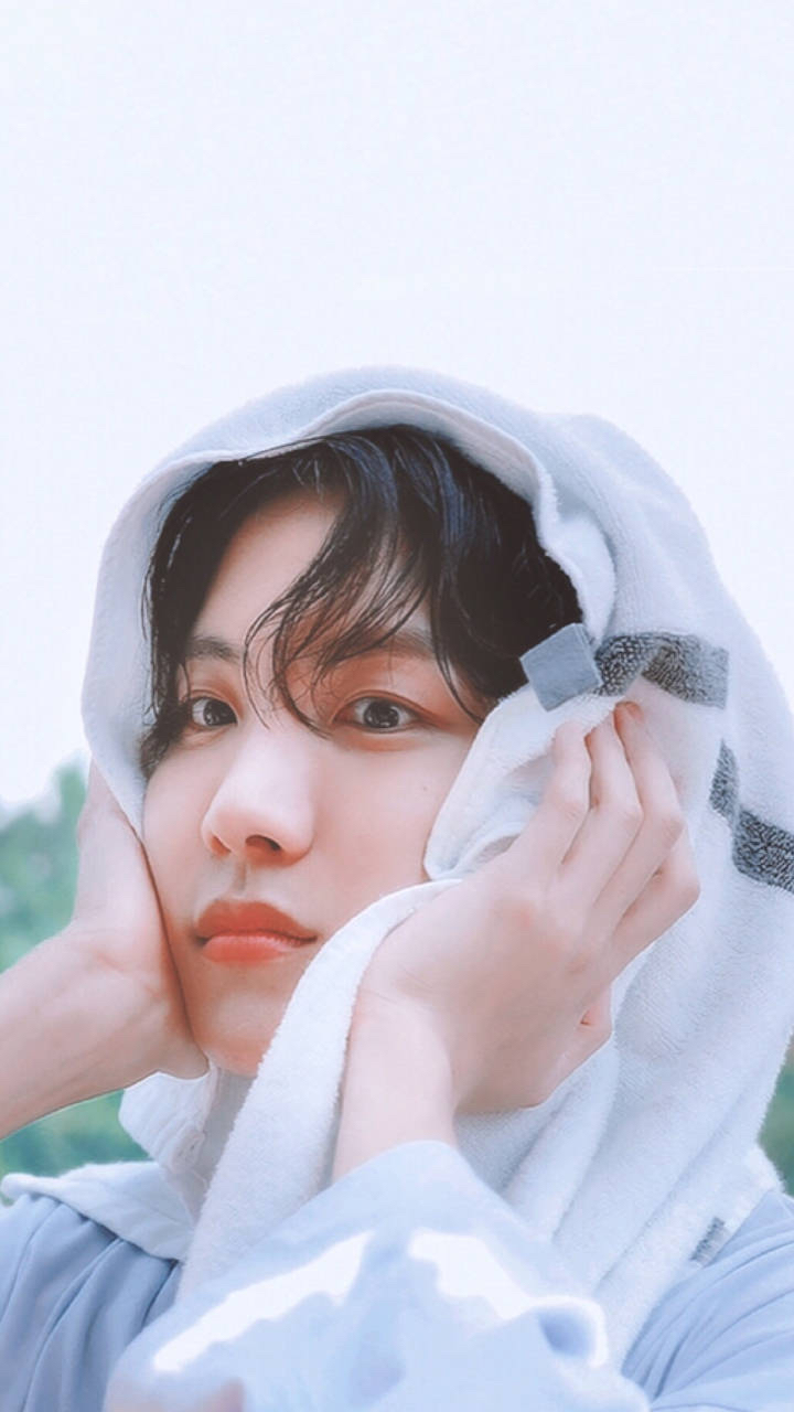 The most beloved wallpaper among j-hope (BTS)'s fans