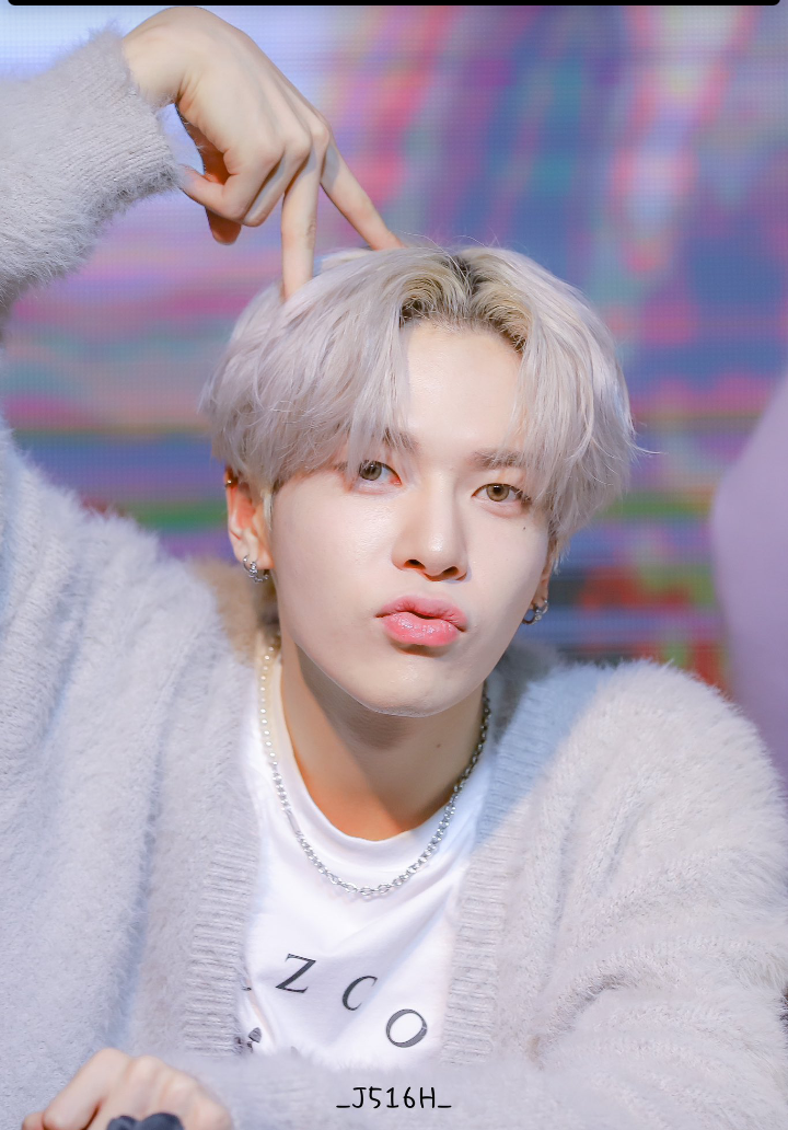 Recent activity shot of Lee Junhyuk (POLARIX)