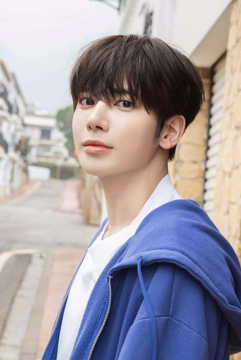 A moment captured by Taehyun (TOMORROW X TOGETHER)'s fan