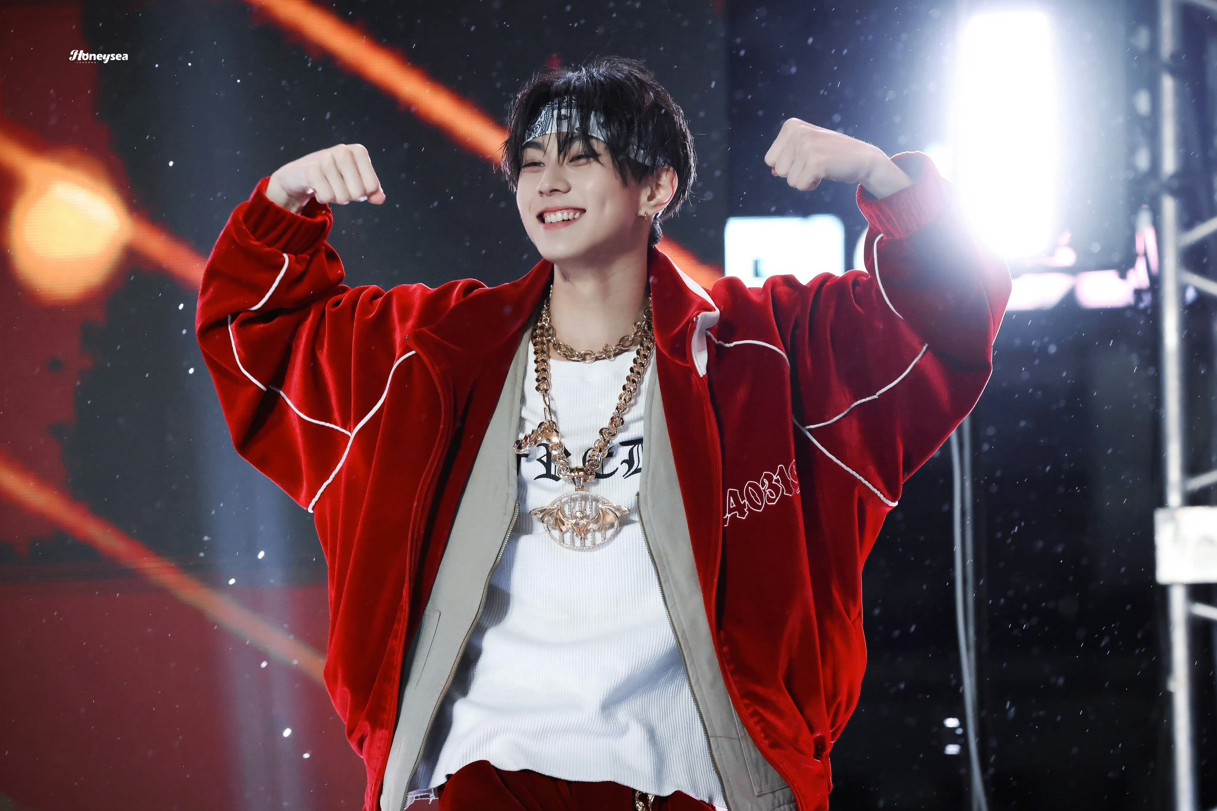 Latest photo of Jungwon (ENHYPEN)