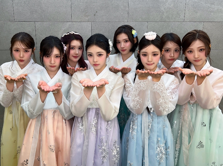 Behind-the-scenes cut of Hearts2Hearts