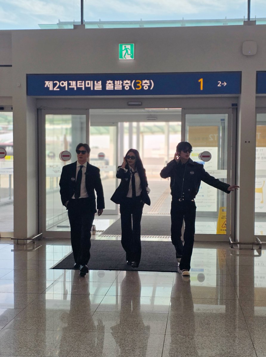 MAMAMOOの舞台裏ショット