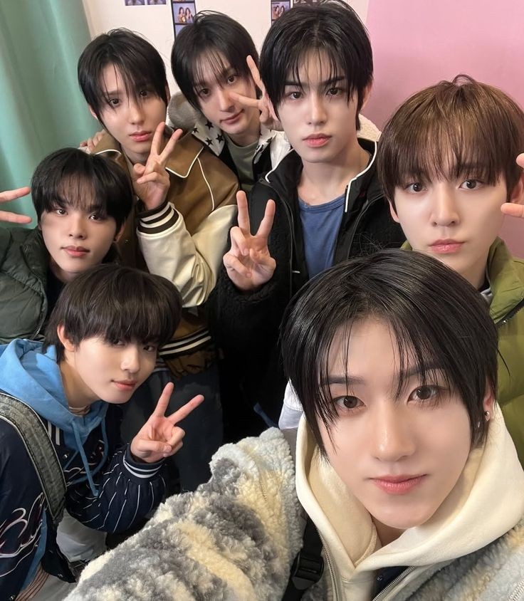 Hot post catching attention from 자유게시판's fandom