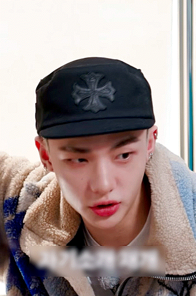 Latest photo of Hyunjin (Stray Kids)