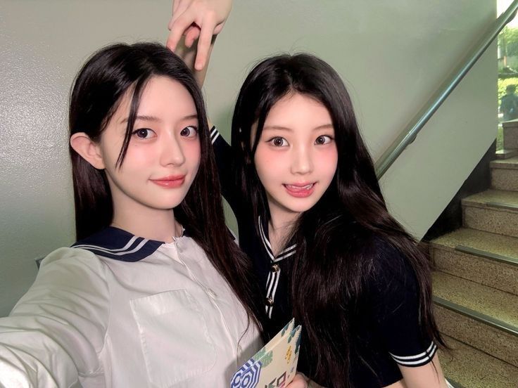 Behind-the-scenes cut of Wonhee (ILLIT)