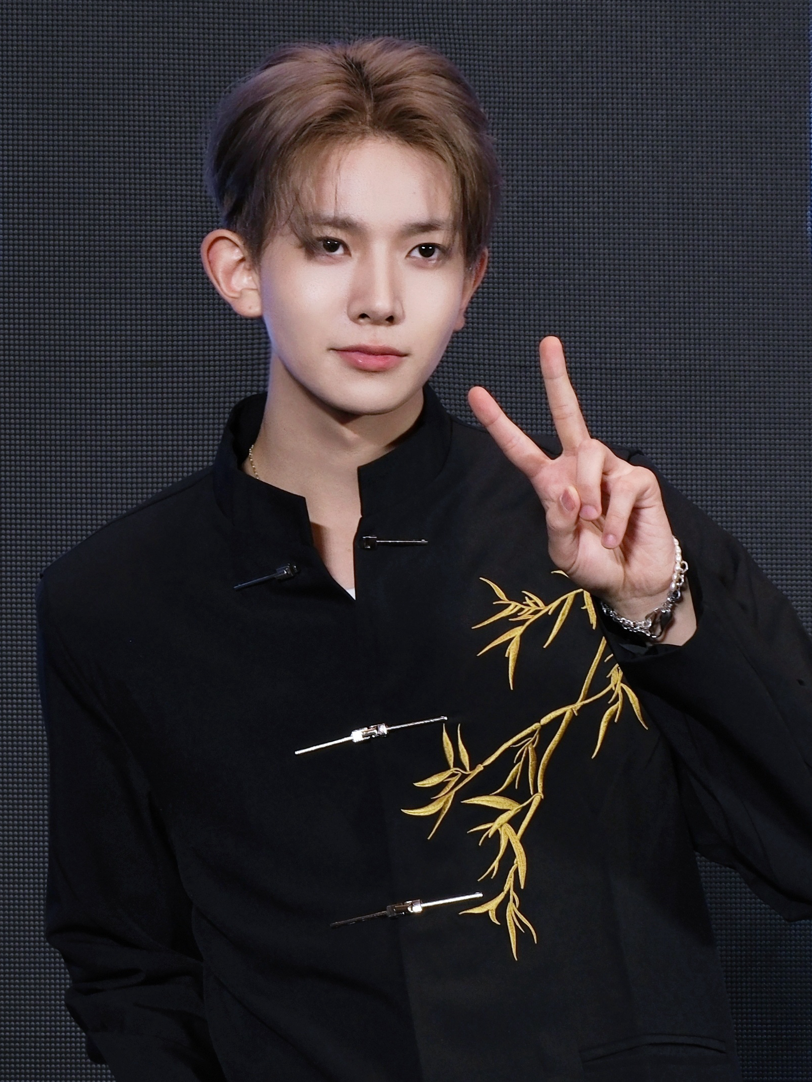 Foto terbaru Heeseung (ENHYPEN)