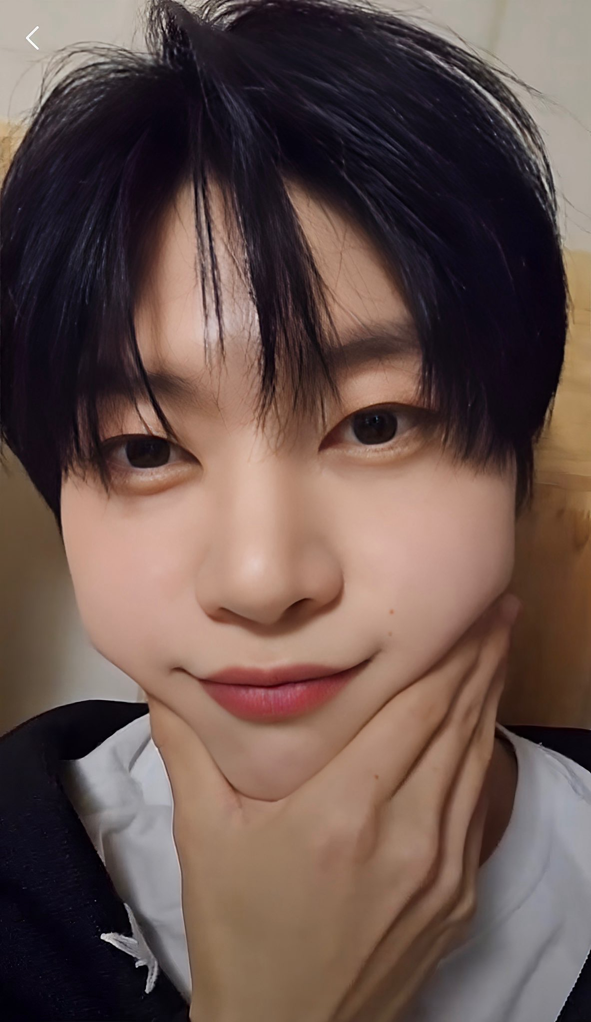 A heartfelt wallpaper shared by Seok Matthew (ZEROBASEONE)'s fans