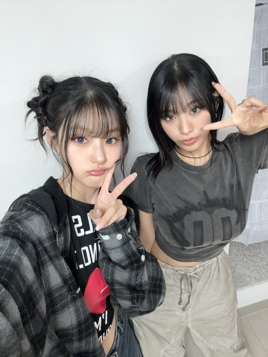 Behind-the-scenes cut of KISS OF LIFE