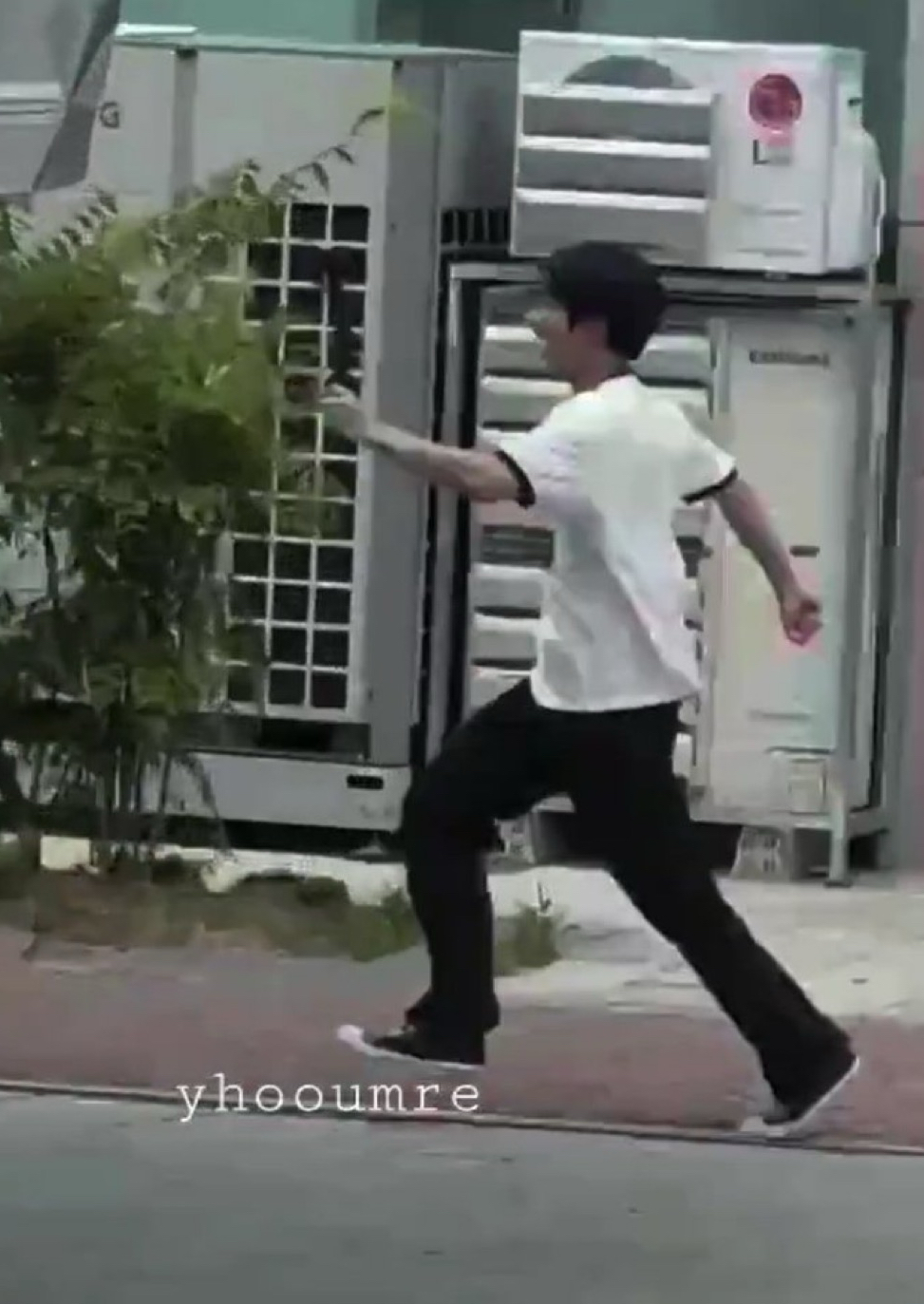 태현 (투모로우바이투게더)의 비하인드 컷