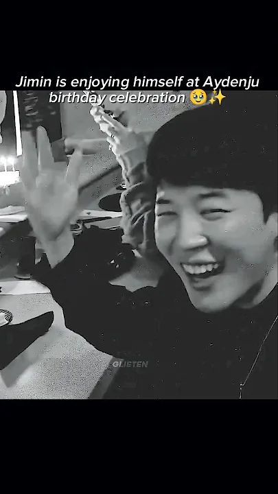 Today's most popular wallpaper in the Jimin (BTS) community