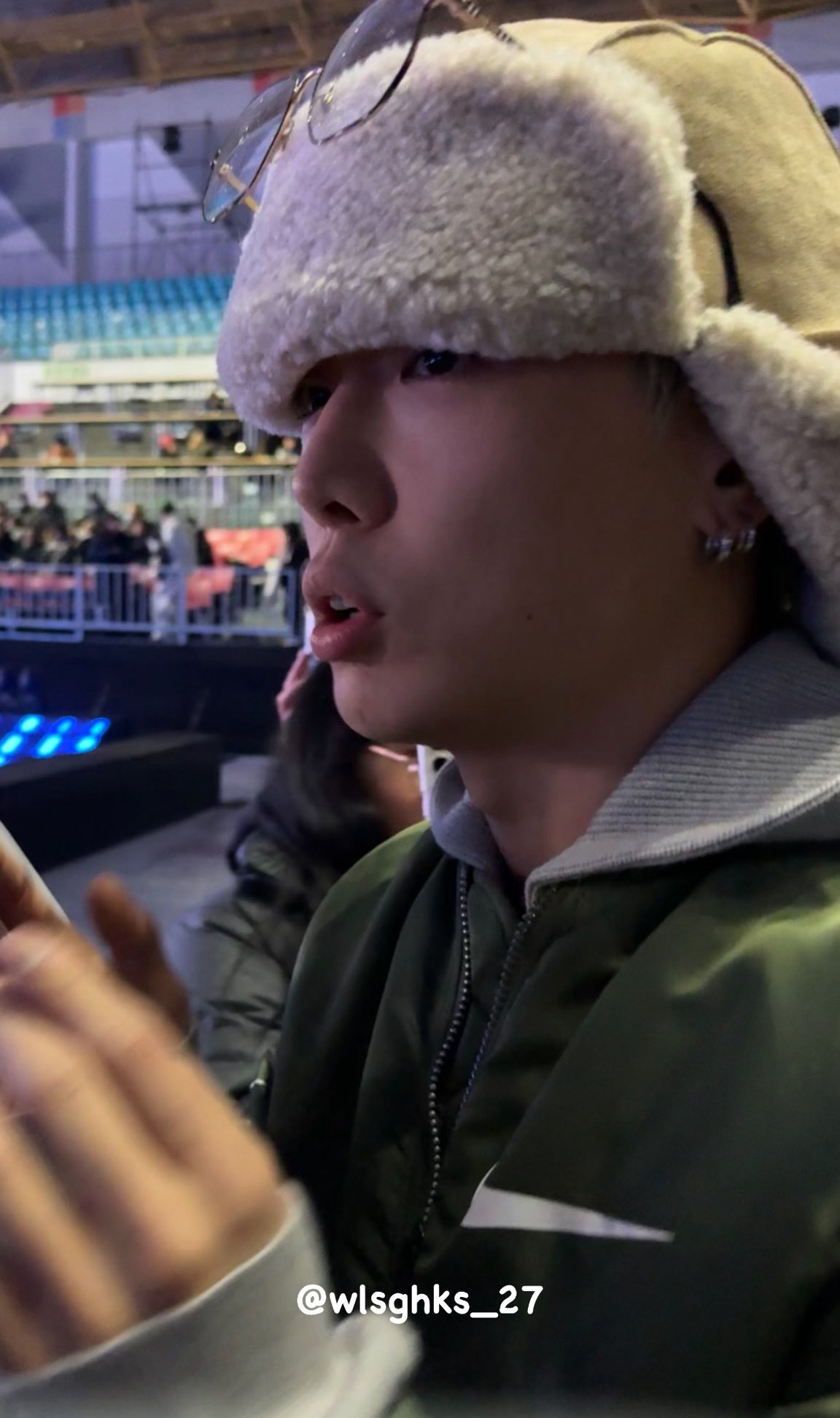 Today's most popular wallpaper in the BOBBY (iKON) community