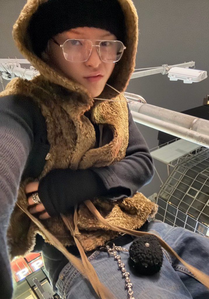 Behind-the-scenes cut of Yoshi (TREASURE)