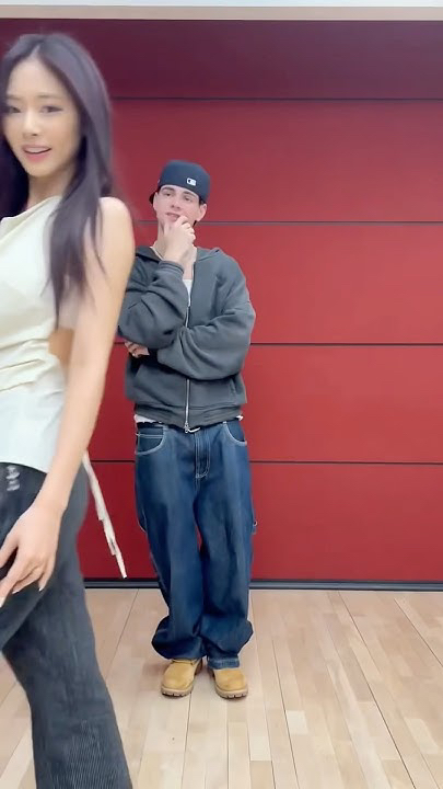 Behind-the-scenes cut of TWICE