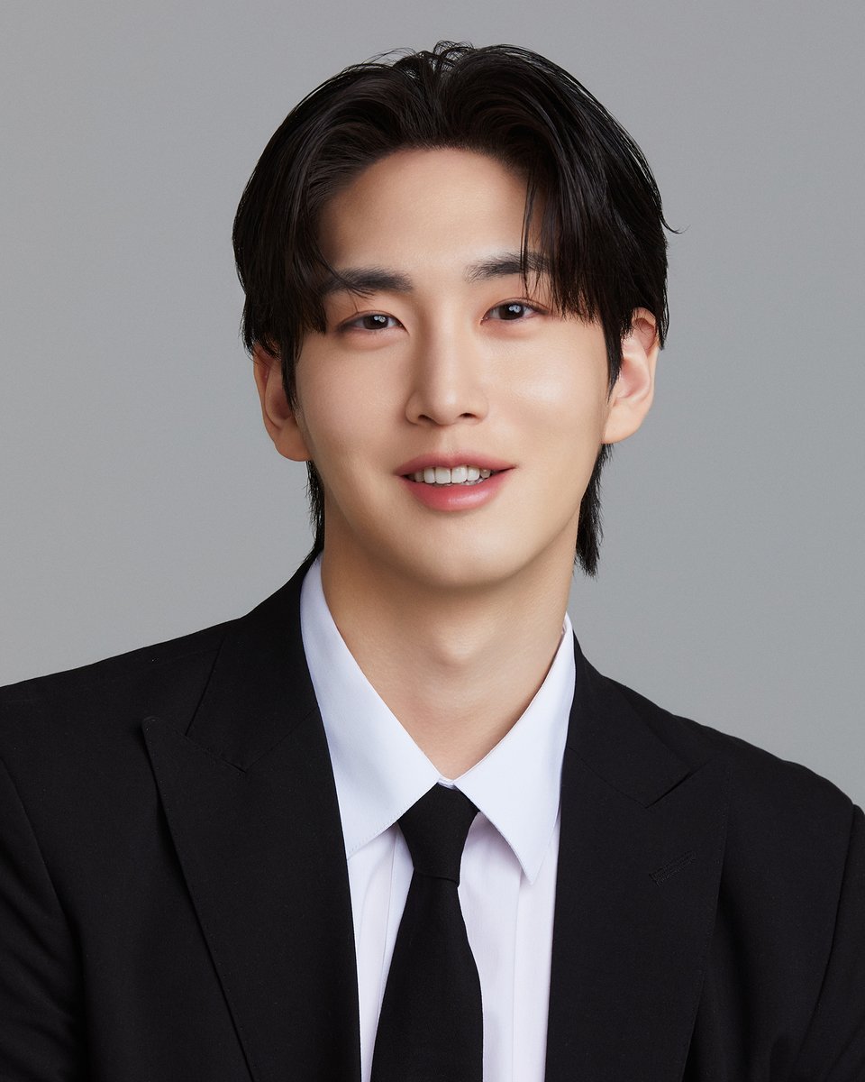 Behind-the-scenes cut of PENTAGON