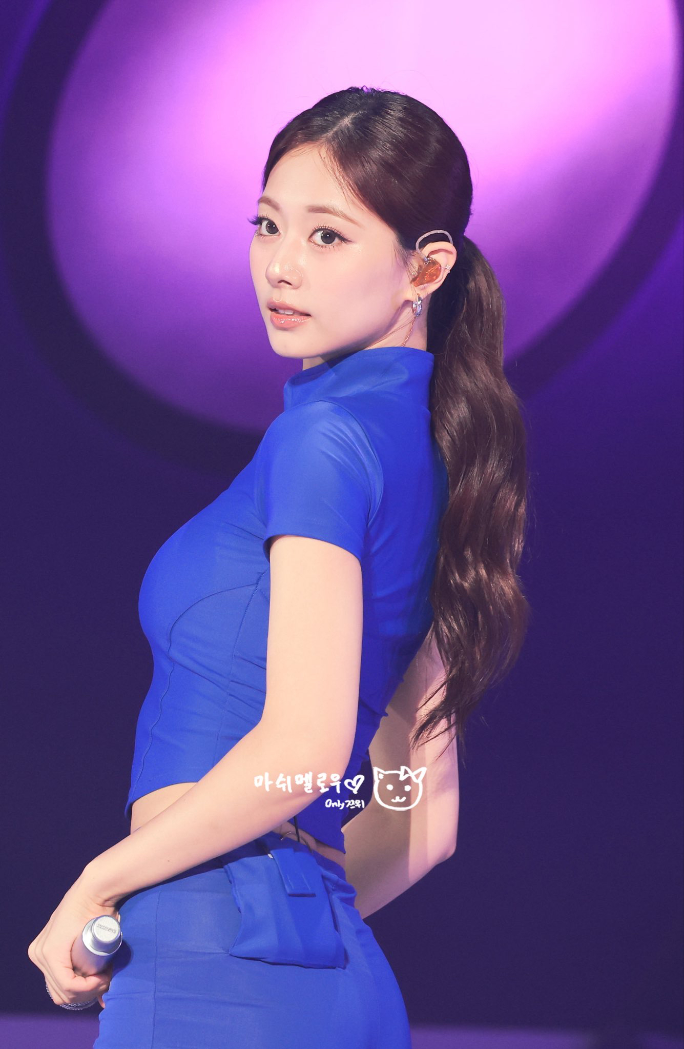 Latest photo of Tzuyu (TWICE)