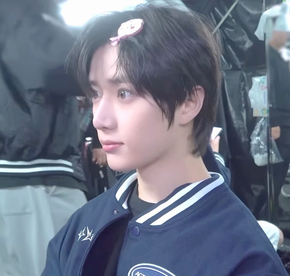 Latest photo of Beomgyu (TOMORROW X TOGETHER)